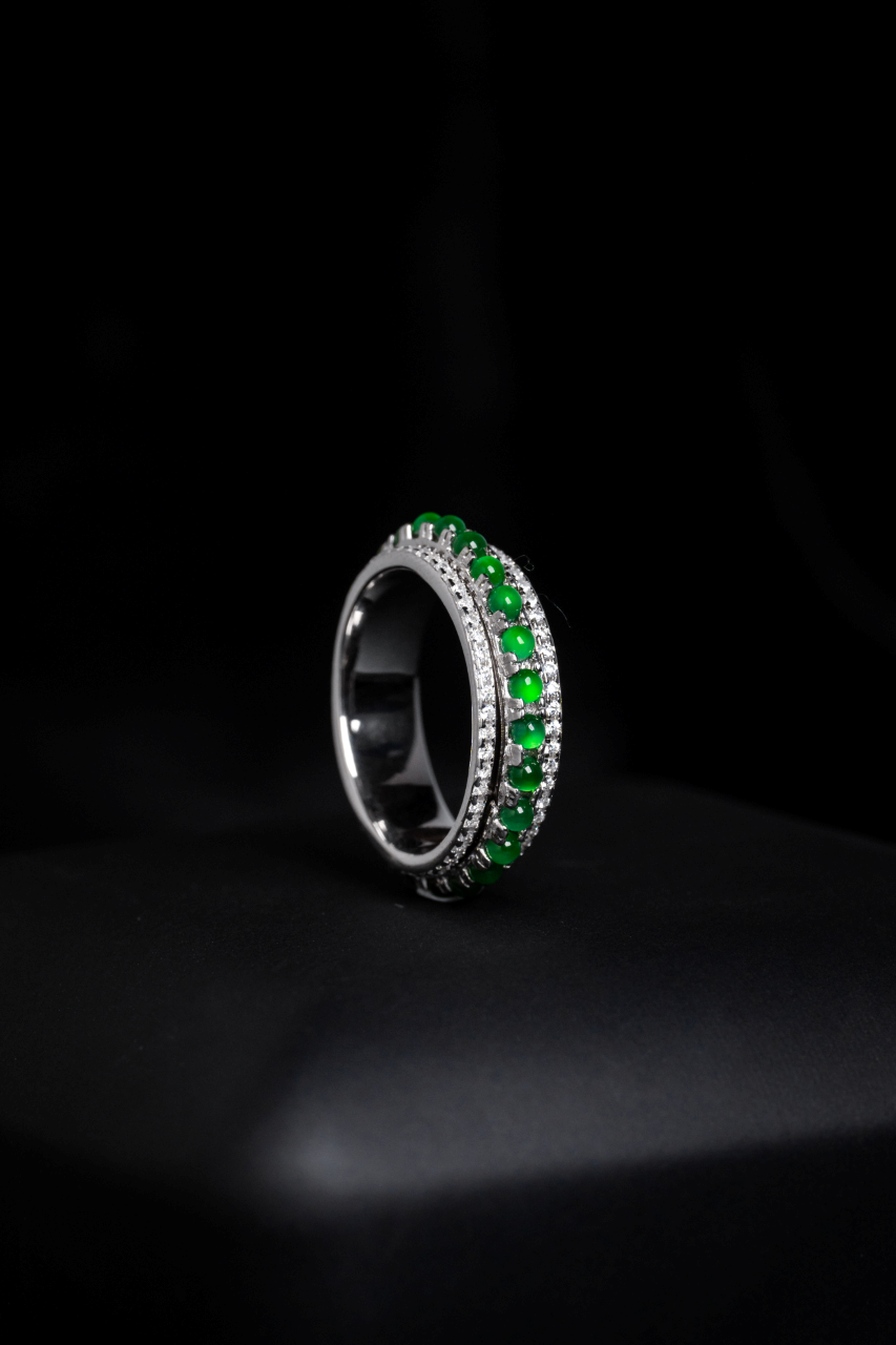 Rotatable Circular Jade Ring 17mm