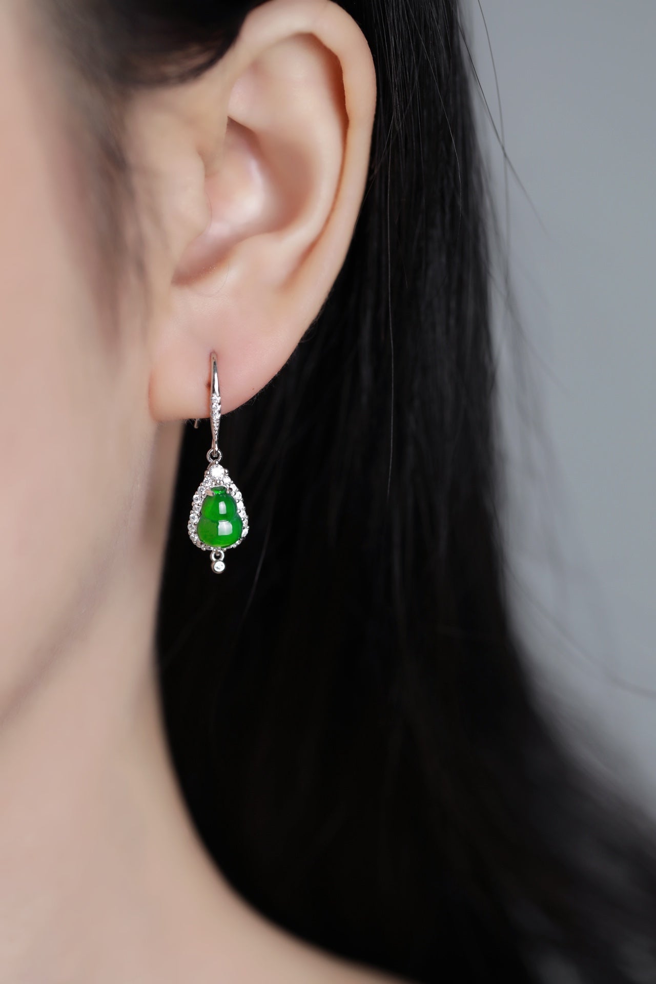 Diamond-Edge Jade Gourd Drop Earrings