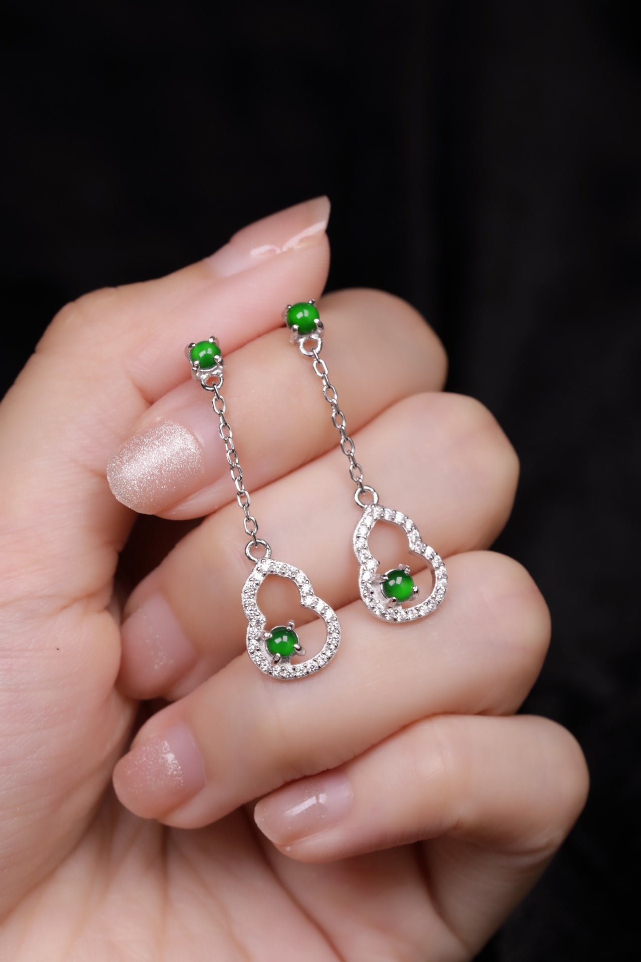 Diamond-Edge Gourd Drop Earrings