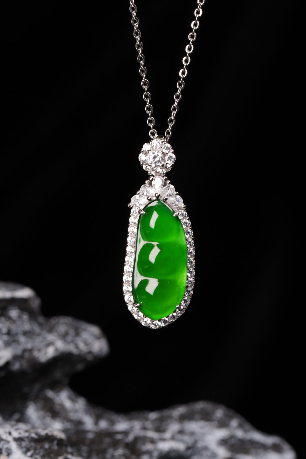 Bean Pendant S925 Silver Jade