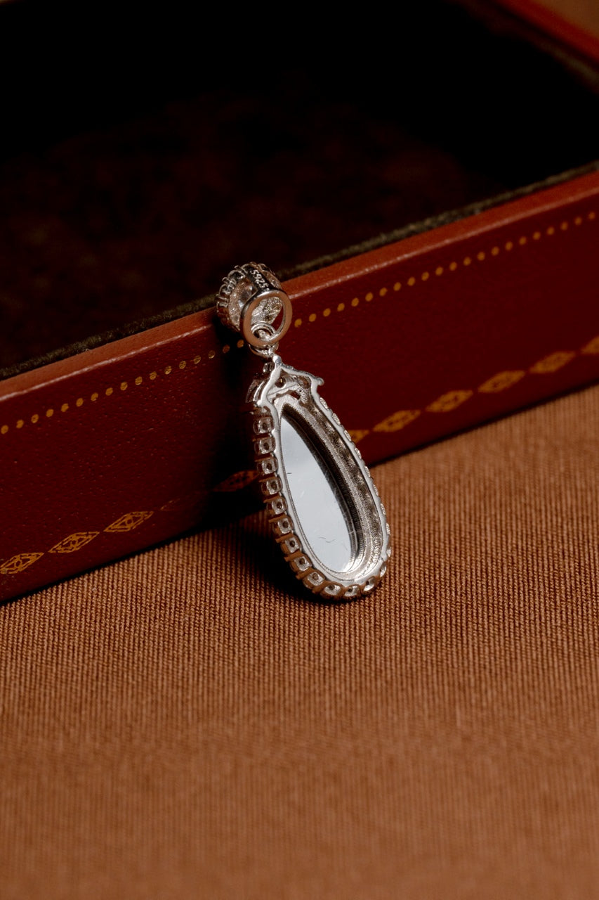 Diamond-Set Bean Pendant Necklace