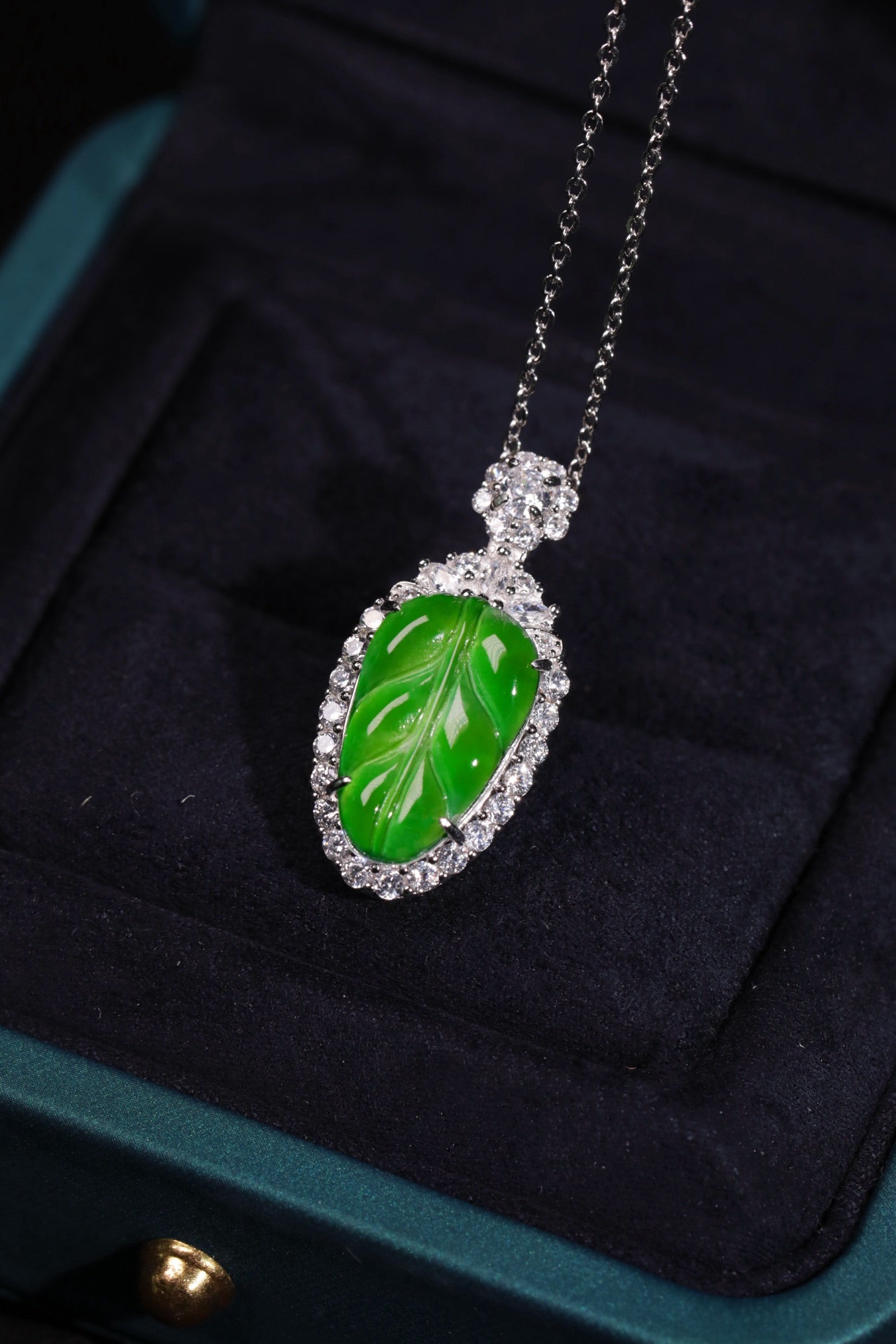 Diamond-Set Leaf Pendant Necklace