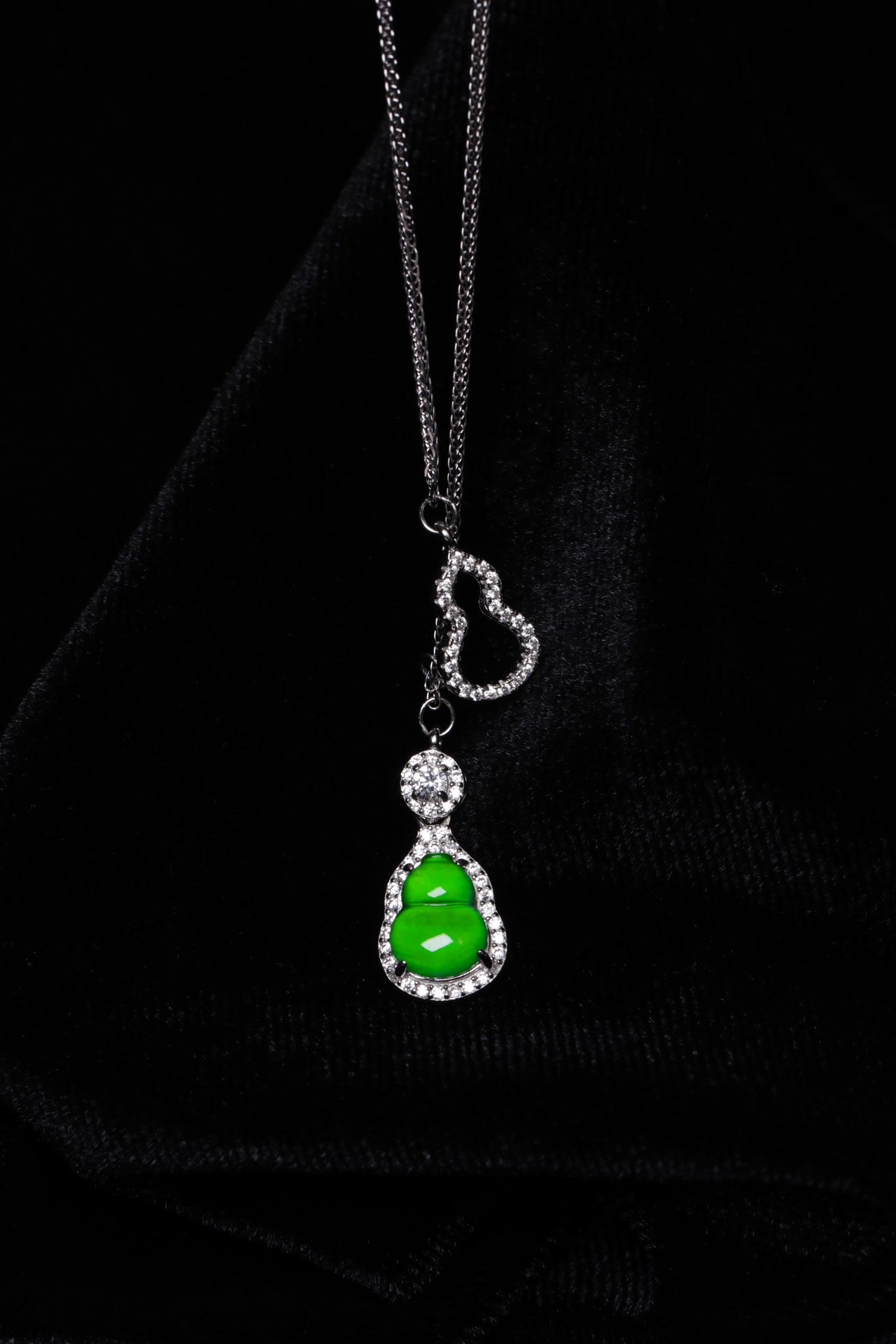 Diamond-Set Gourd Necklace