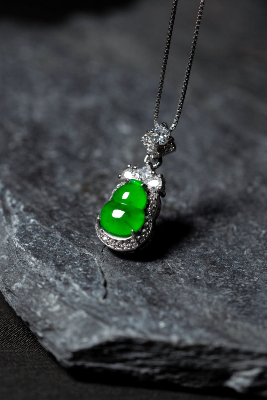 Diamond-Set Gourd Pendant Necklace