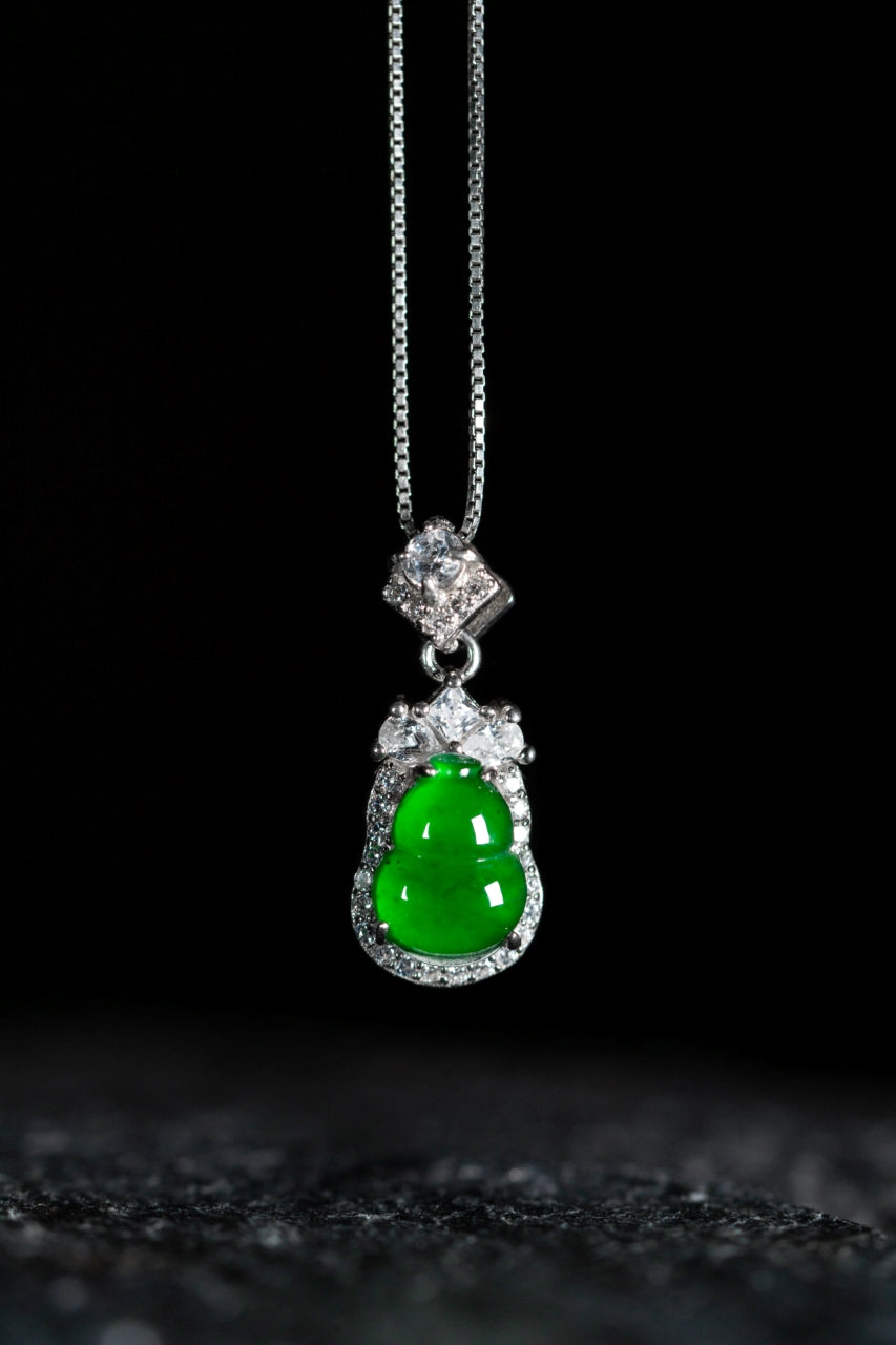 Diamond-Set Gourd Pendant Necklace