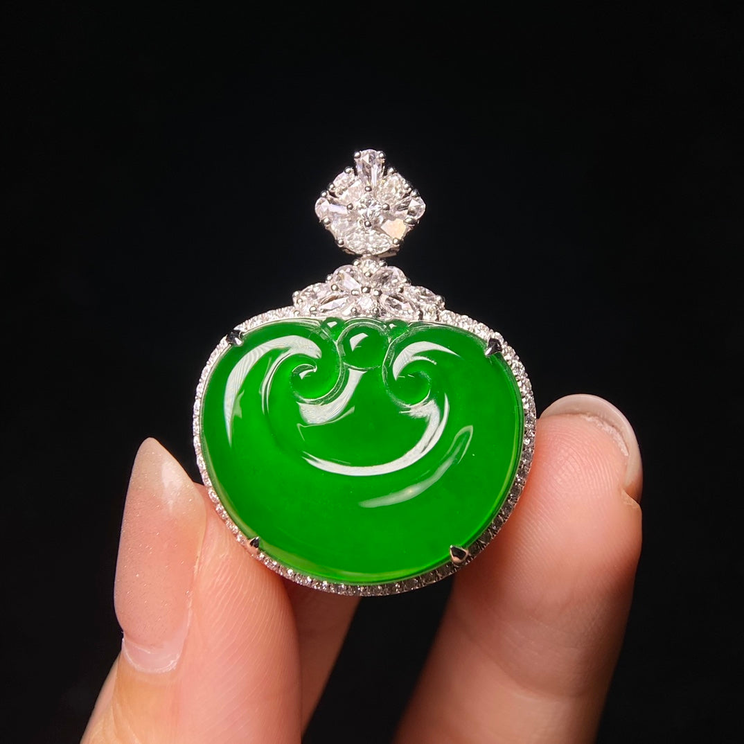 18K South African Diamond Ruyi Head Pendant Jadeite