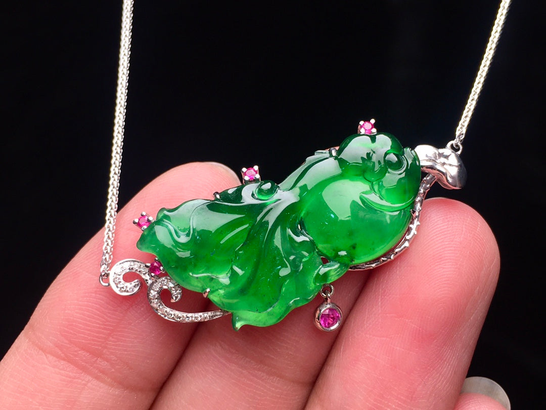 18K Jade Lan Shou Fish Chain Necklace