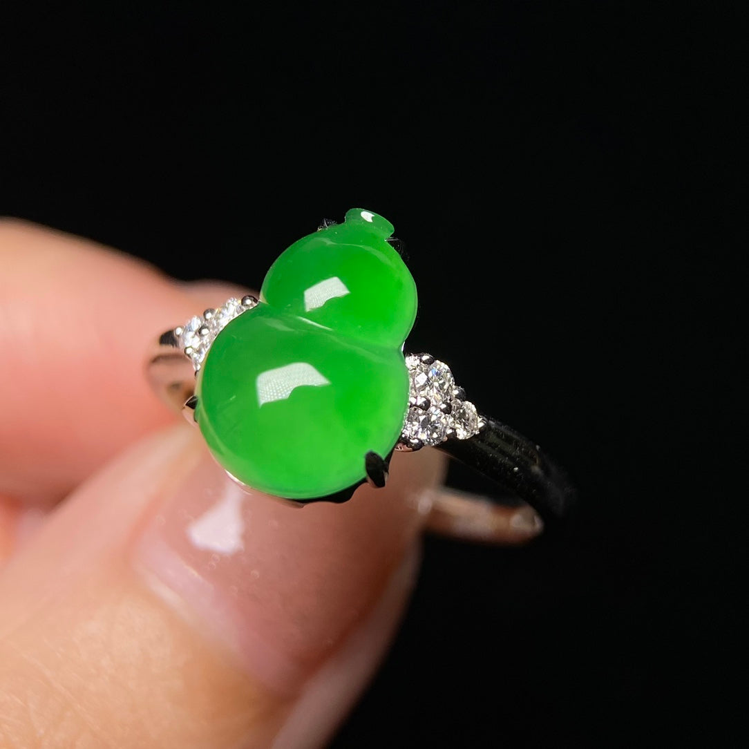 18K Gourd Ring