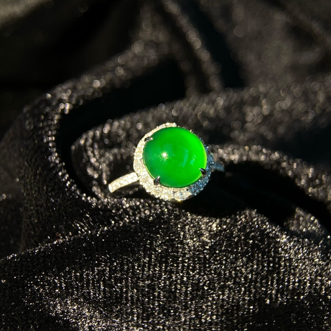 18K Diamond-Set Jade Halo Ring