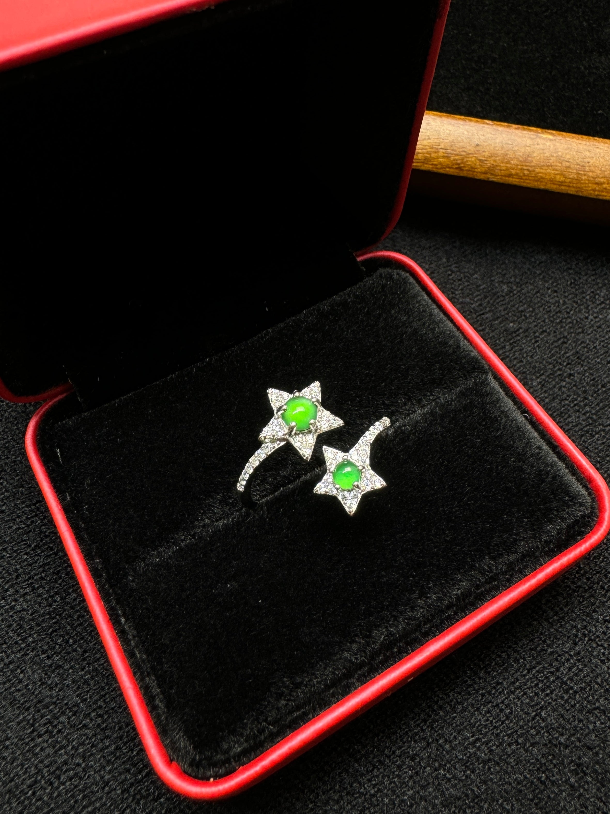 Double Star Diamond-Studded Ring