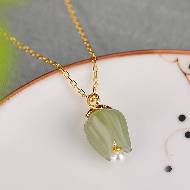 S925 sterling silver and Hetian jade tulip necklace